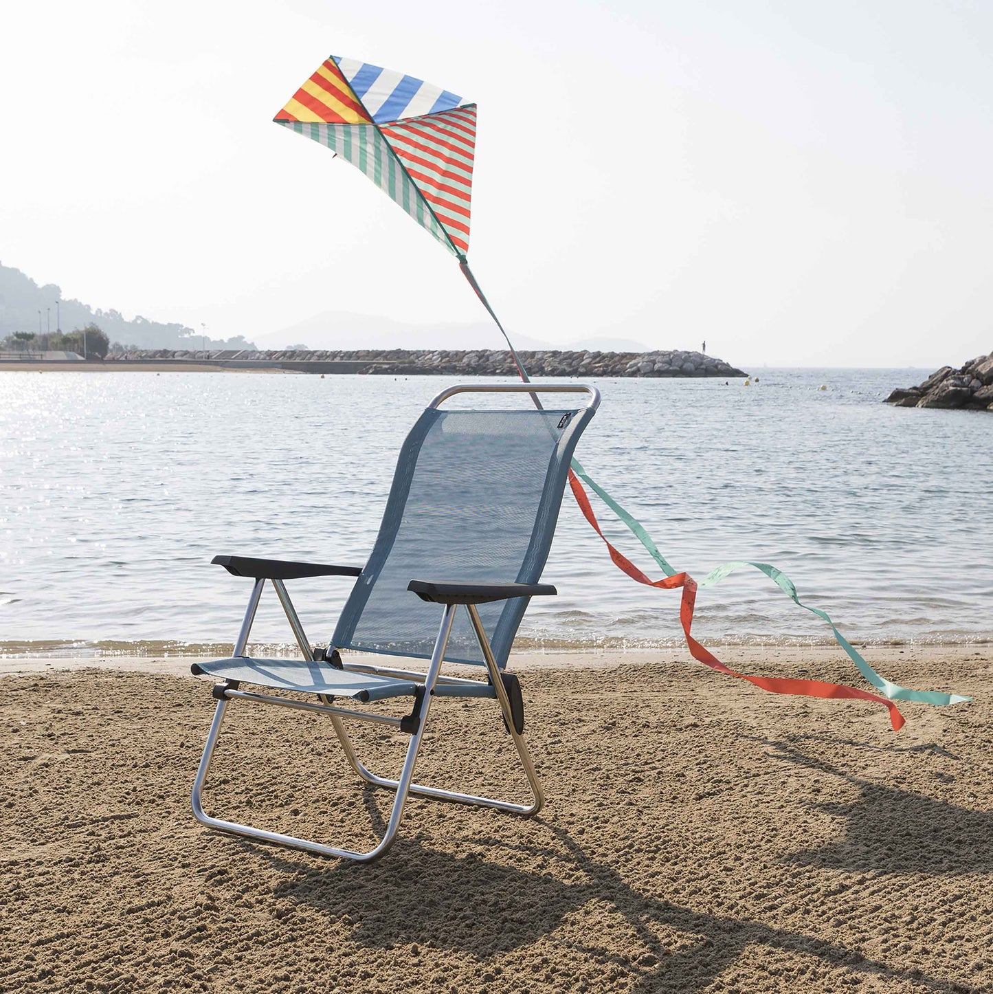 SET OF 2 LOW FOLDING ARMCHAIRS Lafuma