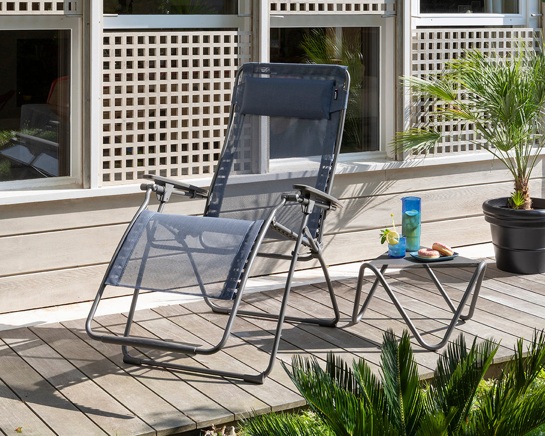 Batyline weatherproof zero gravity chair