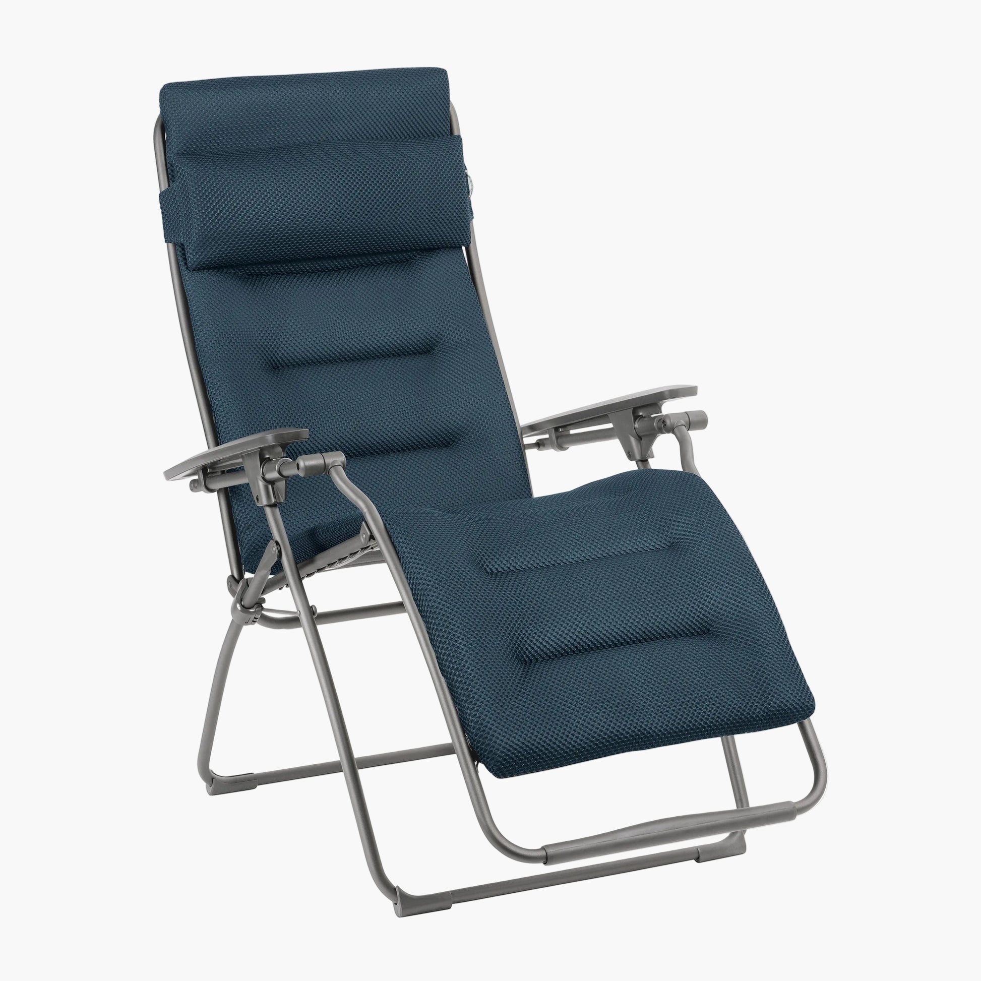 RECLINING CHAIR