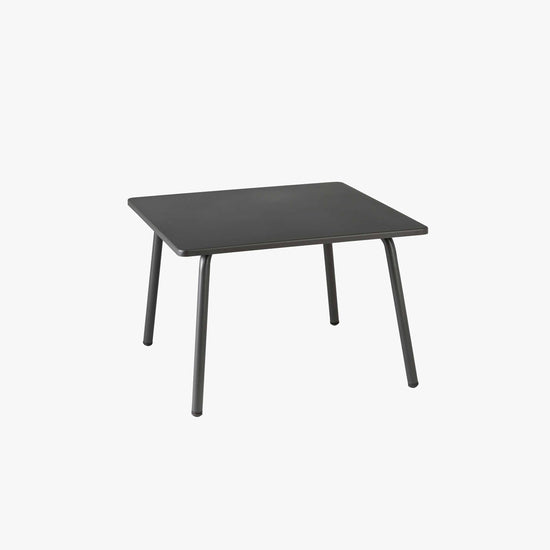 LOW SQUARE OUTDOOR TABLE