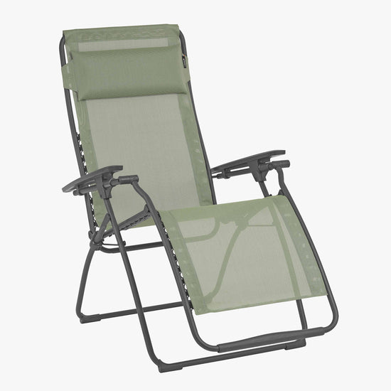 Mobilier reclining chairs Zero outdoor gravity US – and Lafuma